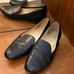 Naturalizer Black Textured Loafers